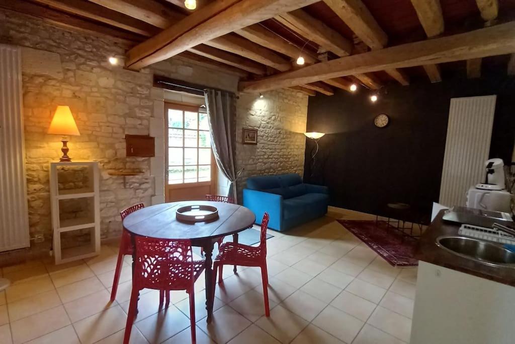 Le Logis De La Tour Villa ลูเดิง ภายนอก รูปภาพ